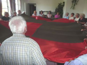006-Tuchspiele.JPG