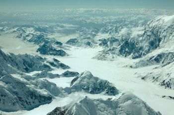 028-Alaska-5-Kahiltna-Geltscher-von-oben.jpg