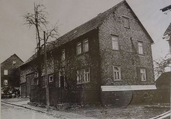 033-Krestjes Haus 1959.jpg