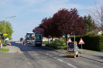 2014-Strassenreparatur-Oberdorf-2.JPG