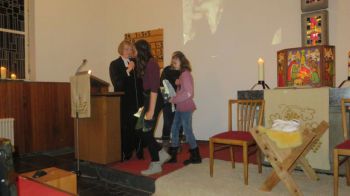 019_Krippenspiel-Heiligabend-2017.jpg