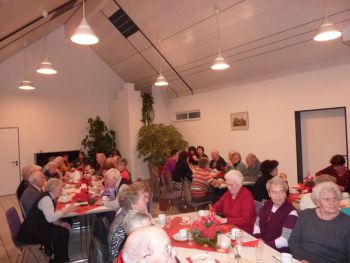 2013-Weihnachtsmarkt-Seniorenfeier_004.JPG