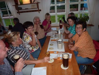 0006-2012-09-Wandergruppe-in-Marienstatt.JPG