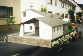 008-Festzug.jpg