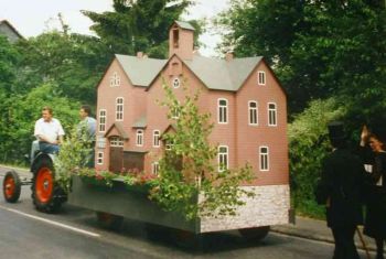 022-Festzug.jpg
