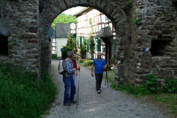 050-2016-Mai-Wanderung Druidestein-Ottoturm-Freusburg.jpg