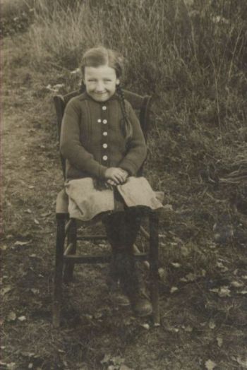 1935-Alma Schmidt.jpg