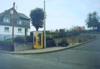 1986-Dorfbrunnen-a.jpg