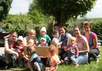 Krabbelgruppe-Rote-Raupe-Juni-2013.jpg