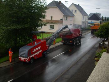 002-2009-Strassenschaeden.jpg