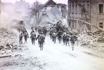 005-Besetzung-durch-amer.-Soldaten-Maerz-1945.JPG