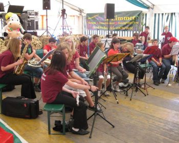 012-Sonntag-Altstaedter-Blaeserkids.JPG