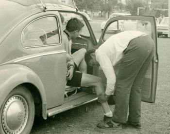 001-Klaus-Wendt-massiert.jpg