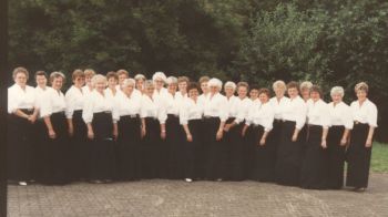 011-1995-Frauenchor.jpg