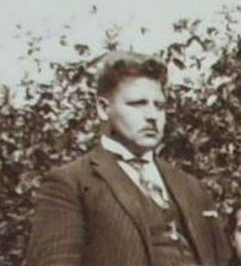 1927 Lehrer Schwab.jpg