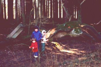 1980-Grenzstein-61- Kinder von R. Thiel Juliane-Martin-Frank.jpg