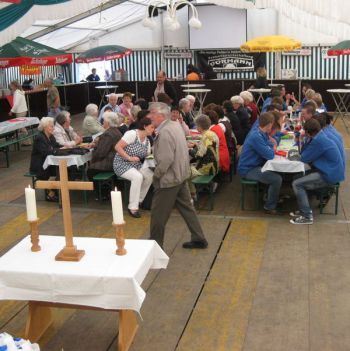 013-Sonntag-Gottesdienst.JPG