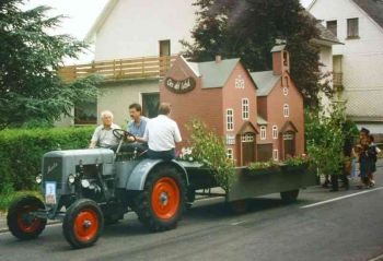 021-Festzug.jpg