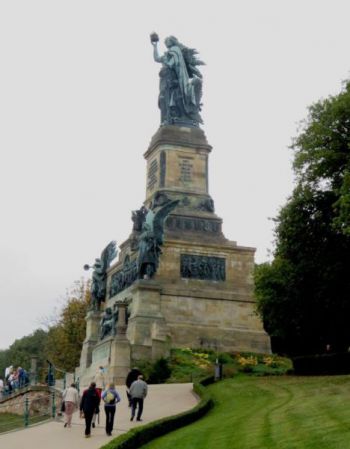 006-2017-Ausflug VdK-Niederwalddenkmal (4).jpg
