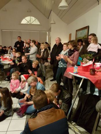 007-2016-Weihnachtsmarkt-mit Nikolaus.jpg
