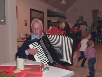 2013-Weihnachtsmarkt-Seniorenfeier_021.JPG