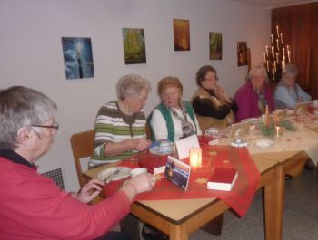 006-Weihnachten-2014-Frauenhilfe.jpg