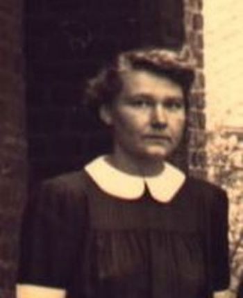1953 Lehrerin Steup.jpg