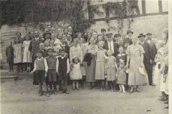 Vorkriegsfeier-in-Hanwerth.jpg