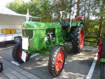 1970er-Alte Trecker (3).JPG