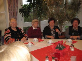 2013-Weihnachtsmarkt-Seniorenfeier_024.jpg